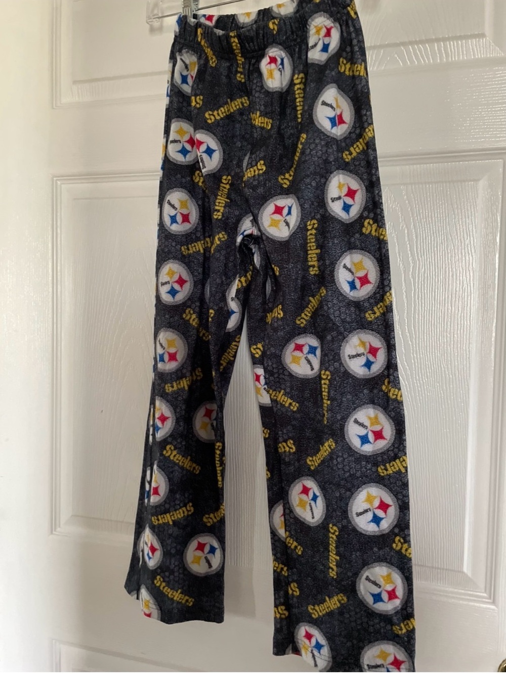 Team Apparel Black Steelers Logo Fleece Pajama Bottoms